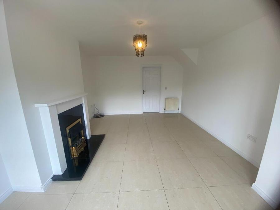 11 Rutherford Park