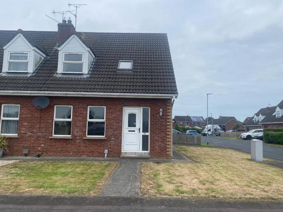 21 Willowfield Crescent