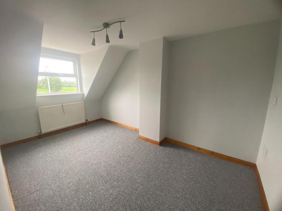 21 Willowfield Crescent