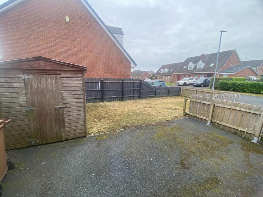 21 Willowfield Crescent