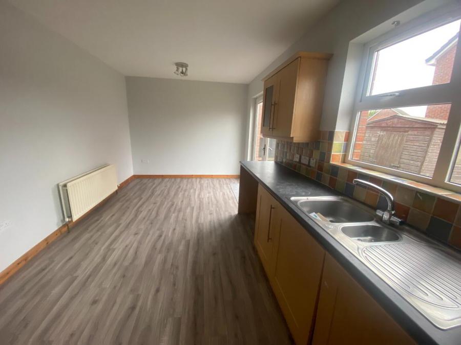 21 Willowfield Crescent