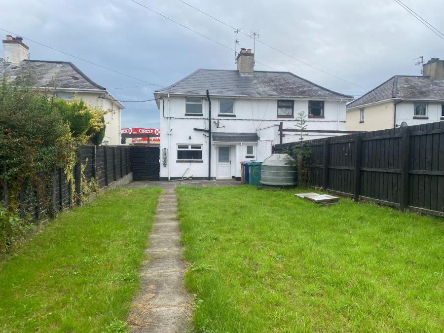 6 Banbridge Road