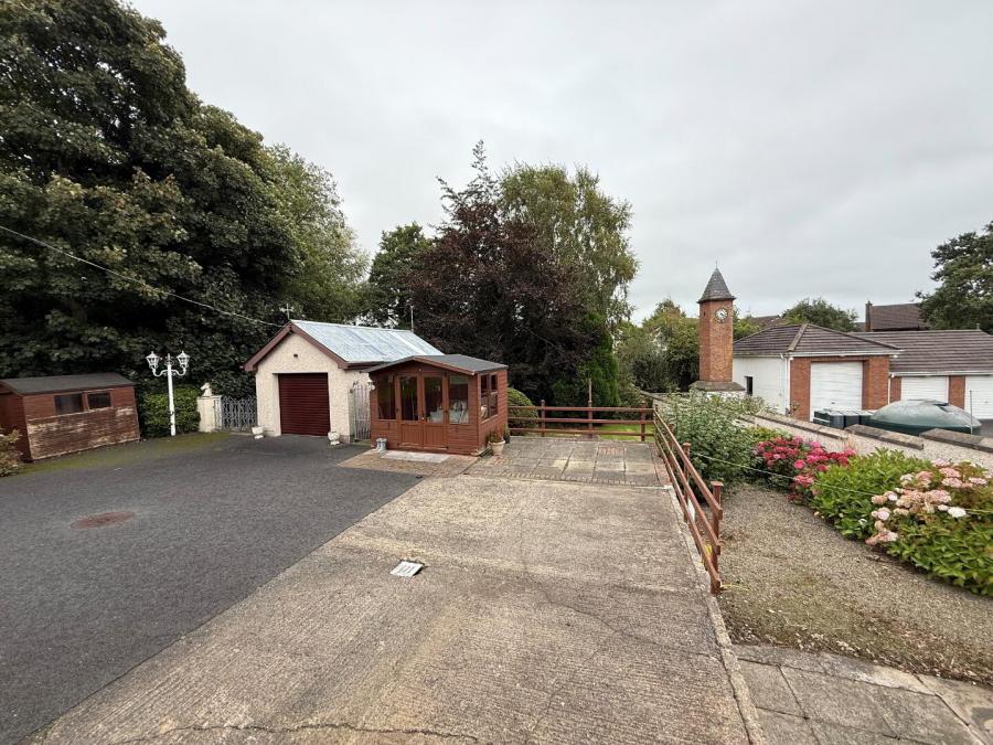64 Waringstown Road