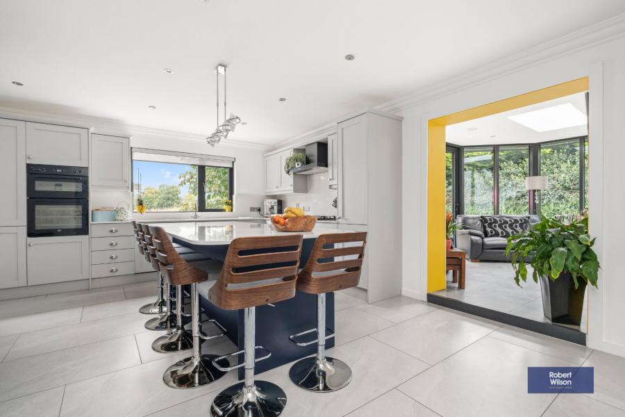 3 Valley Lane