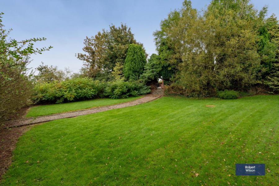 3 Valley Lane