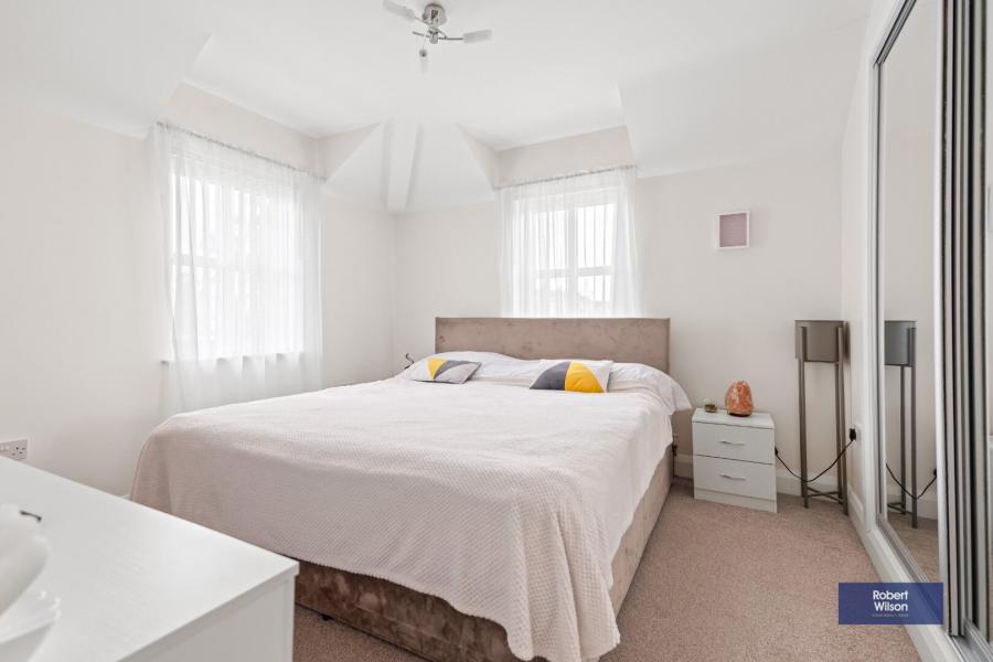 1 Ashwood Court