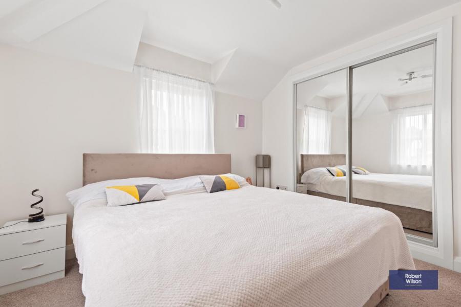 1 Ashwood Court
