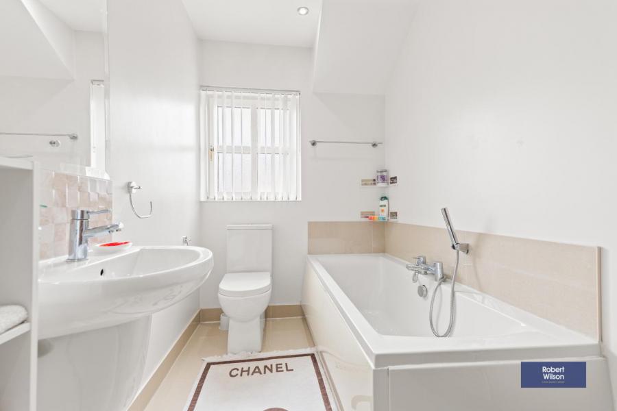 1 Ashwood Court
