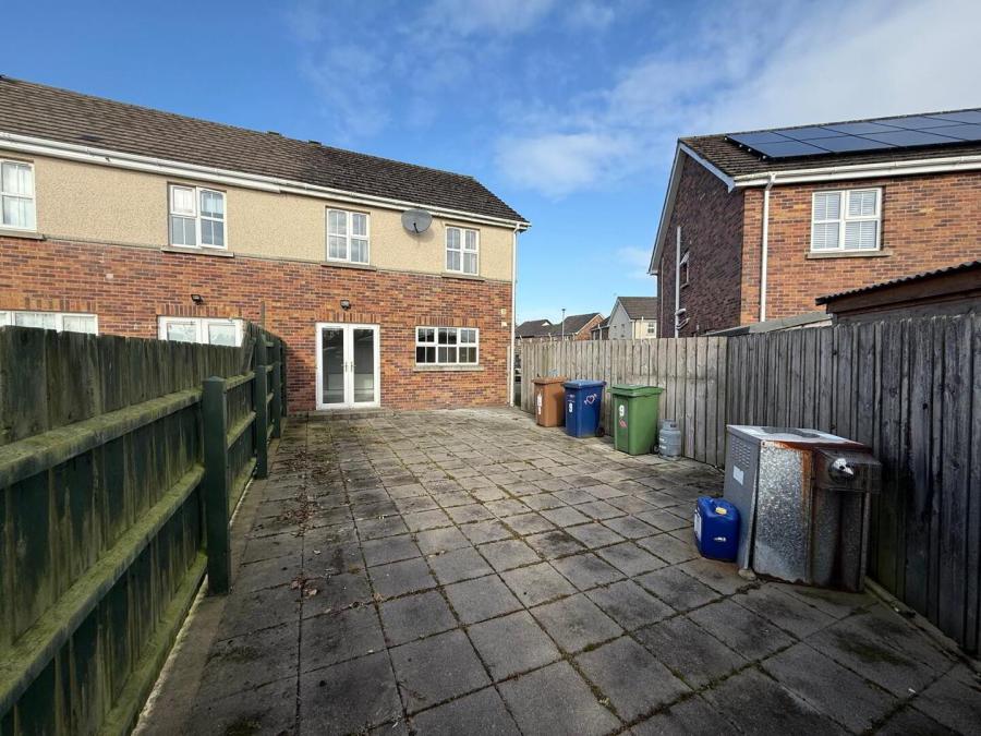 9 Beech Meadows
