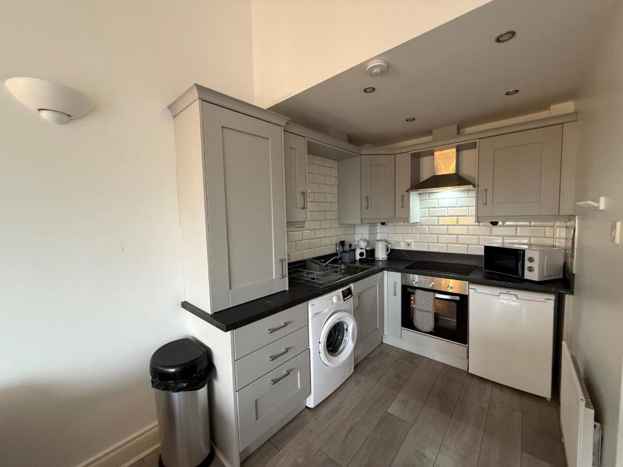 Apt 13, Lesley Plaza, Lisburn Road