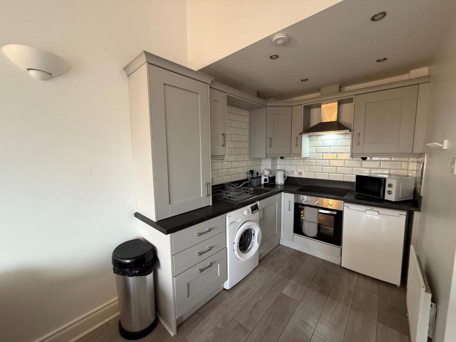 Apt 13, Lesley Plaza, Lisburn Road