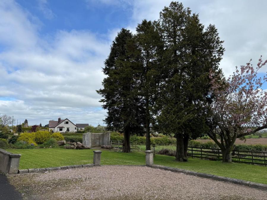 Donard View, 99 Milltown Road