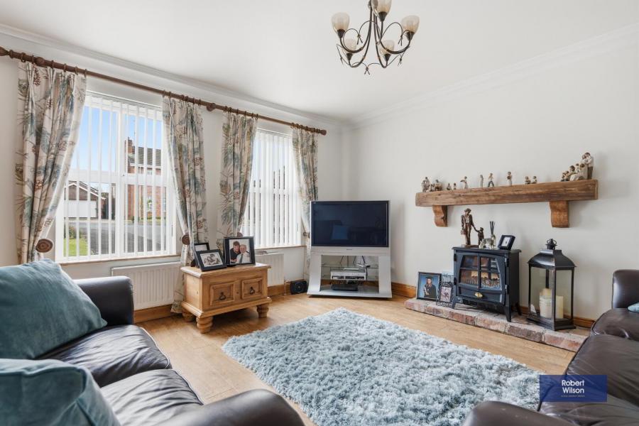 15 Windsor Lodge