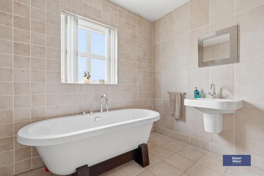 15 Windsor Lodge
