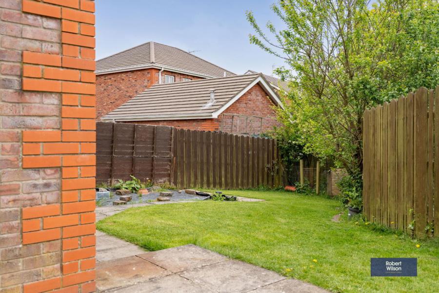 15 Windsor Lodge