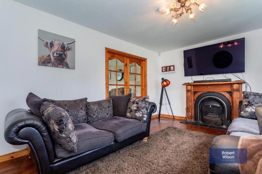 105 Monree Hill