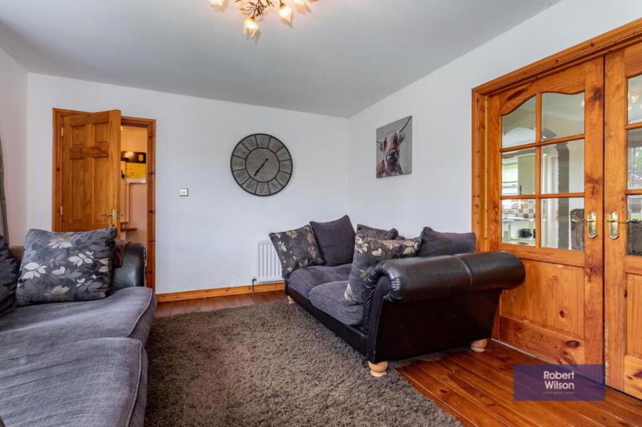 105 Monree Hill