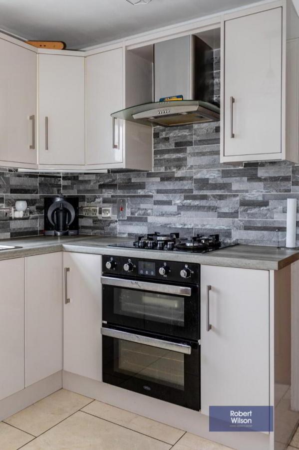 67 Larkfield Meadows