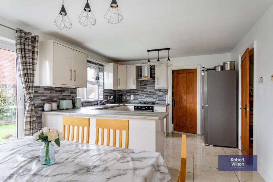 67 Larkfield Meadows