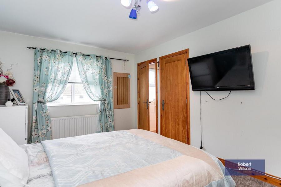 67 Larkfield Meadows