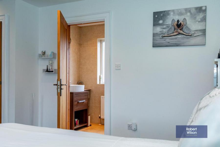 67 Larkfield Meadows