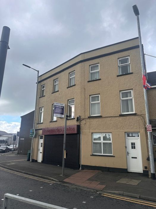 2a Avenue Road,lurgan, BT66 7bb