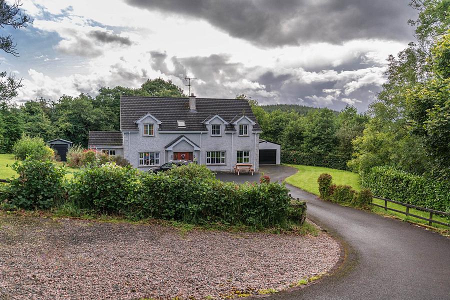 87 Mullynaburtlan Road