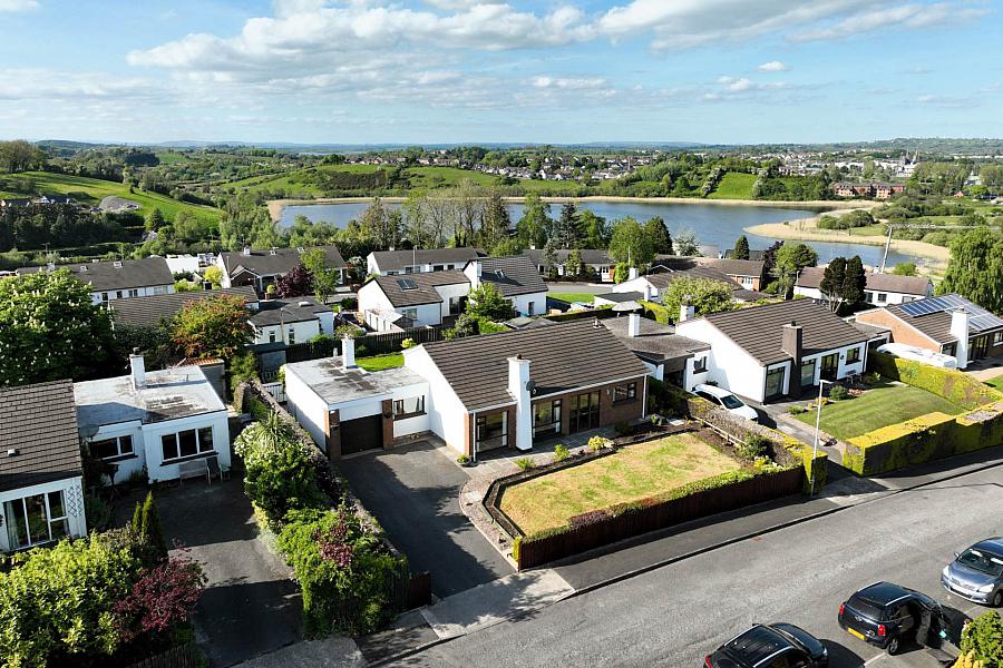 26 Drumlin Heights, enniskillen, BT74 7NR