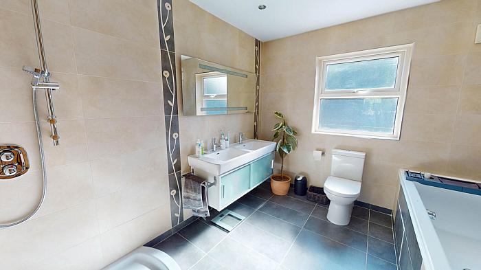 7 Sandy Lane