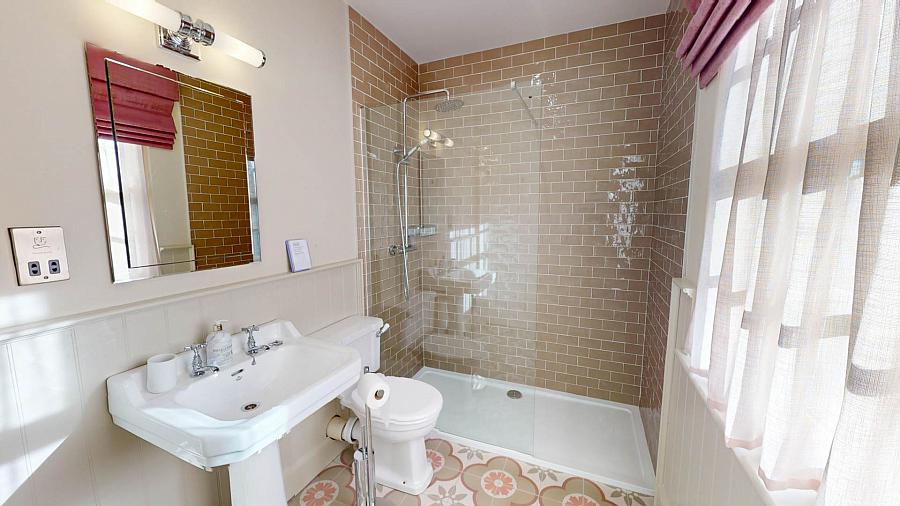 85 Lough Erne Golf Village