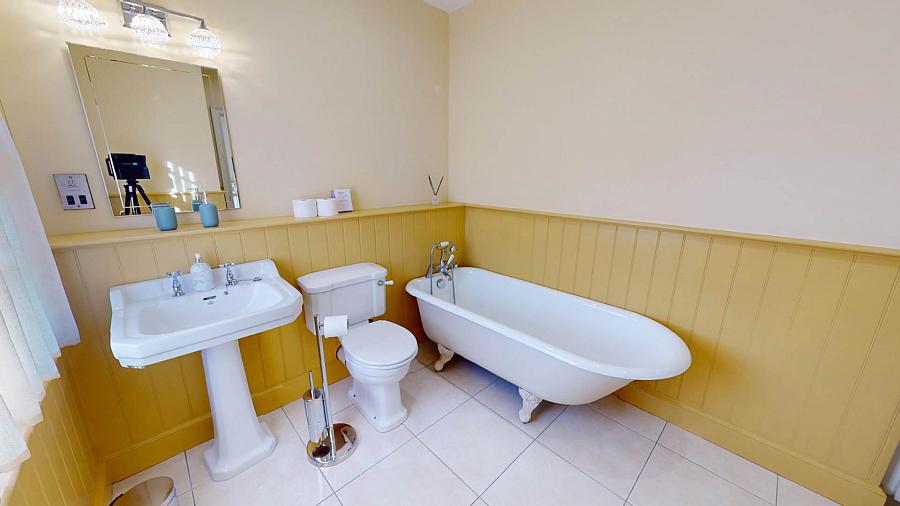85 Lough Erne Golf Village