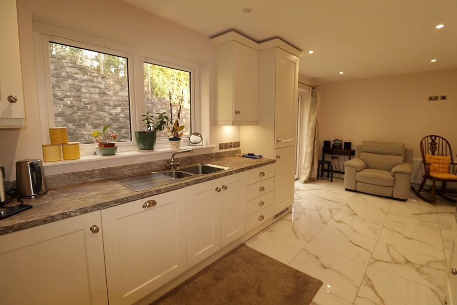 5 Drumgarrow Avenue