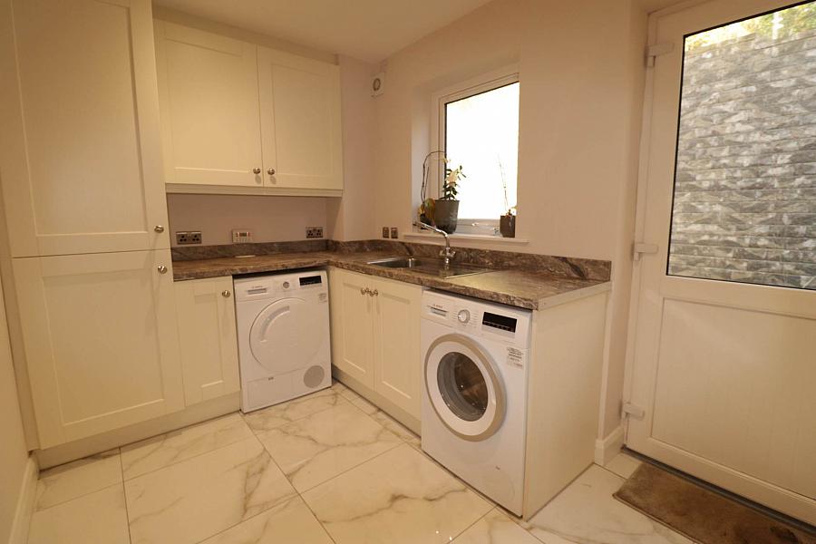 5 Drumgarrow Avenue