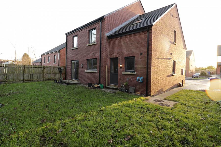 5 Drumgarrow Avenue