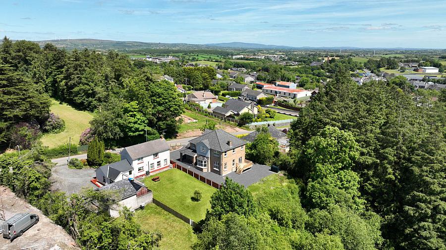 18a St Dympnas Road