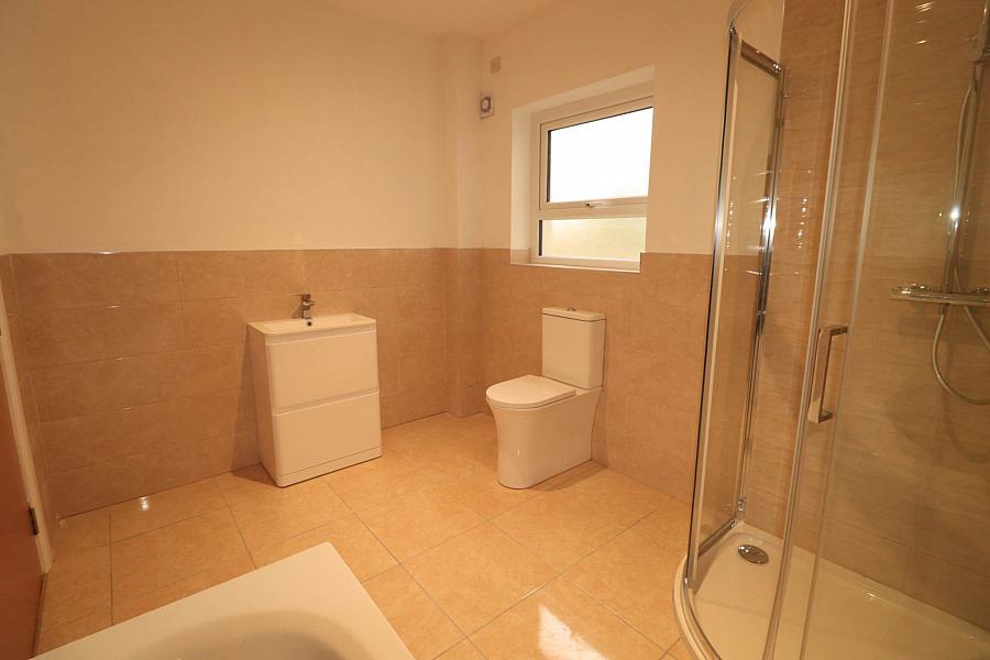 Apartment 4, Station House Tempo Road