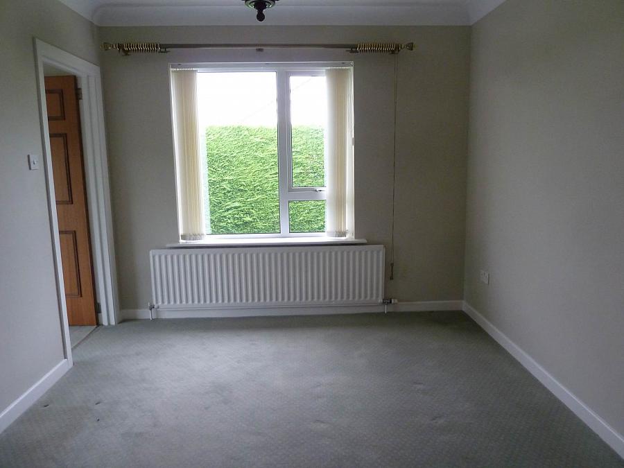 6 Lakeview Park