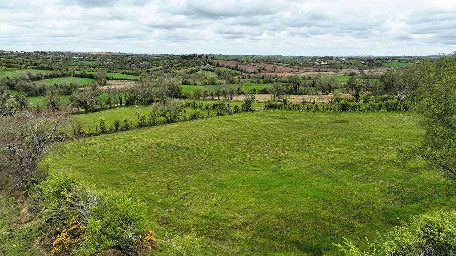 Land At Stralongford Road
