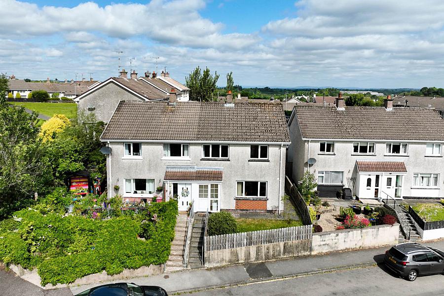 56 Hillview Road