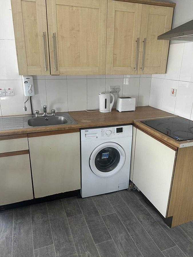 Flat 1 The Brook