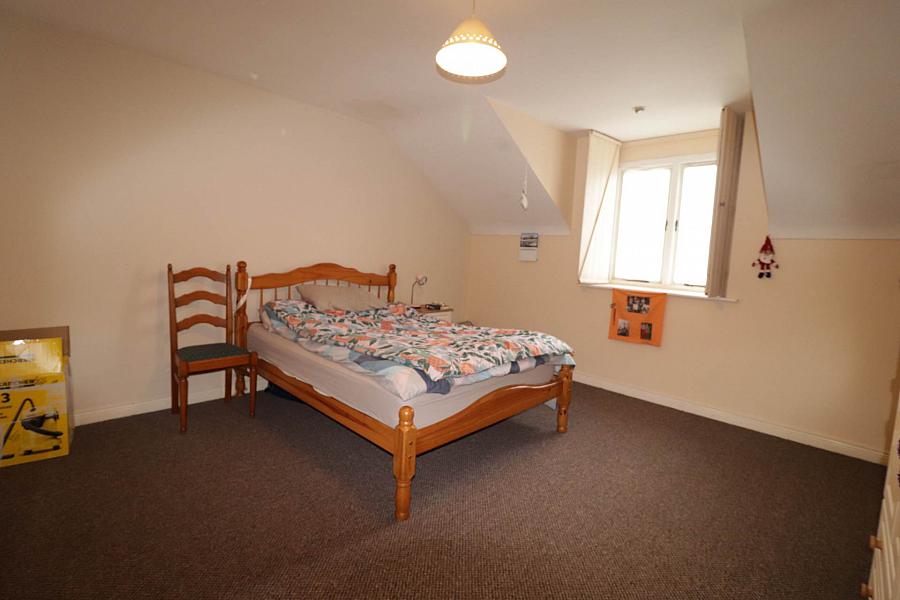 Apartment 2 Main Street