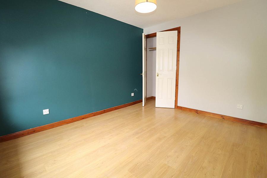 28 Baragh Gardens