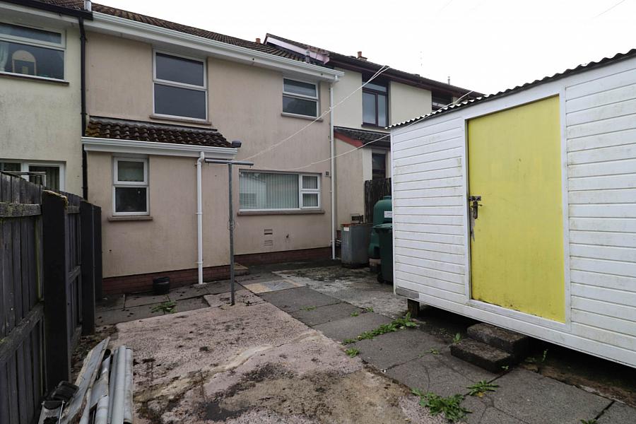 28 Baragh Gardens
