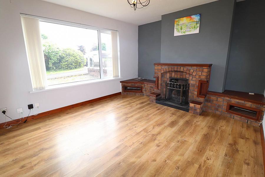 28 Baragh Gardens