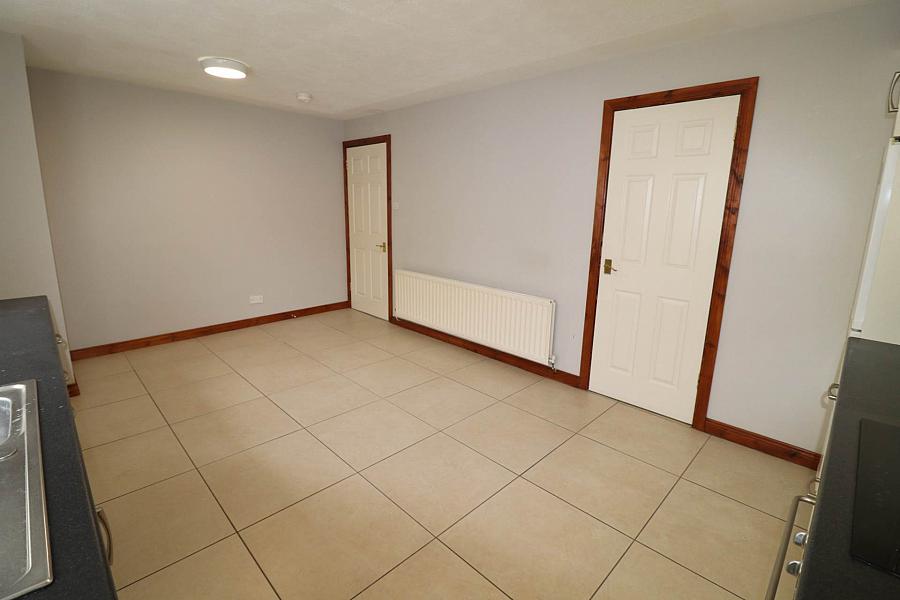 28 Baragh Gardens