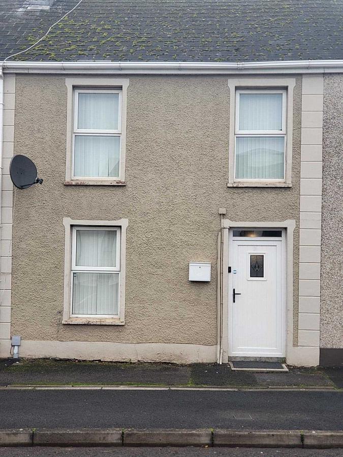 15 Baragh Road