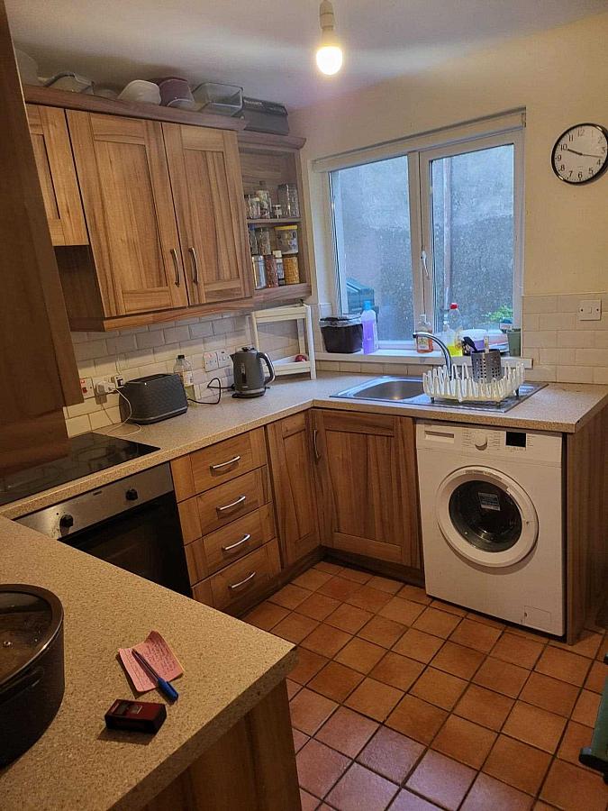 15 Baragh Road