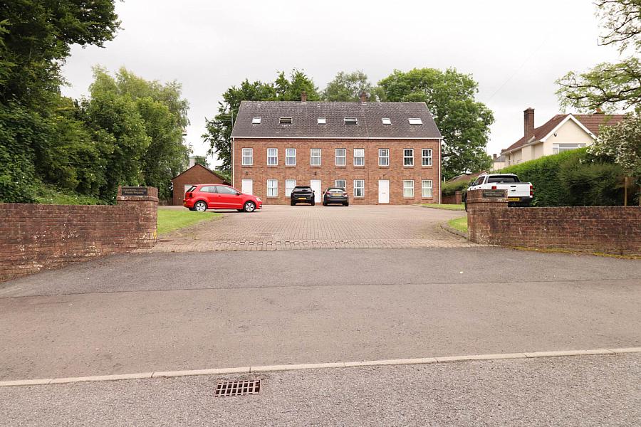 1c Chanterhill Lodge