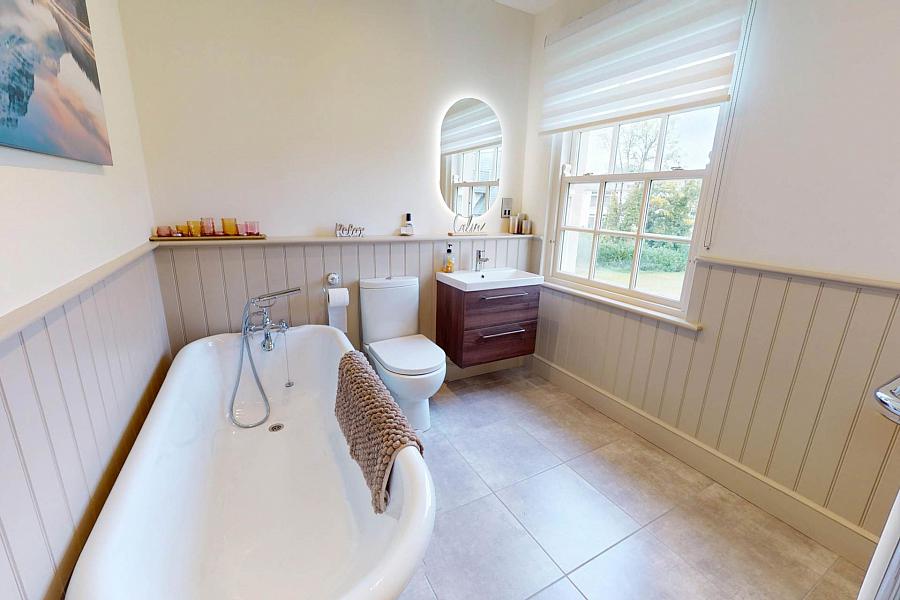 86 Lough Erne Golf Village