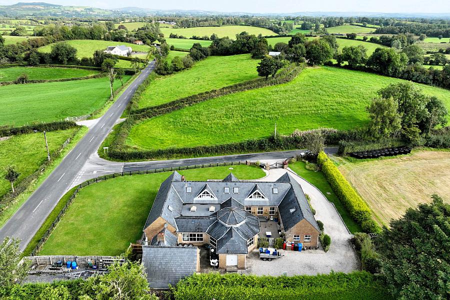 1 Trasna Road